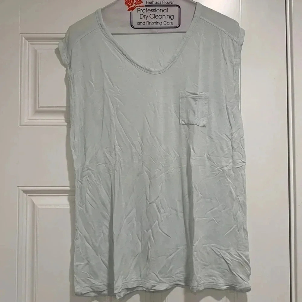 💚 Sleeveless slouchy T by Alexander Wang